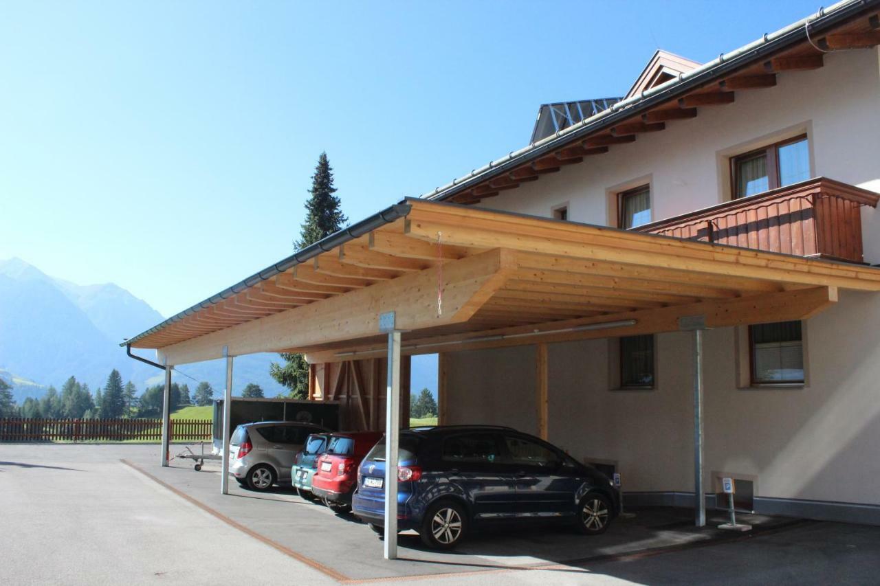 Hotel Haus Brigitte Serfaus Exterior foto